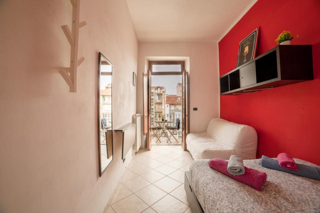 Cozy Room Stanza Close City Center In A Family House Stanza In Appartamento Condiviso Noi Viviamo In Casa Stanza In Affitto Torino Dış mekan fotoğraf