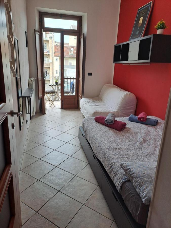 Cozy Room Stanza Close City Center In A Family House Stanza In Appartamento Condiviso Noi Viviamo In Casa Stanza In Affitto Torino Dış mekan fotoğraf