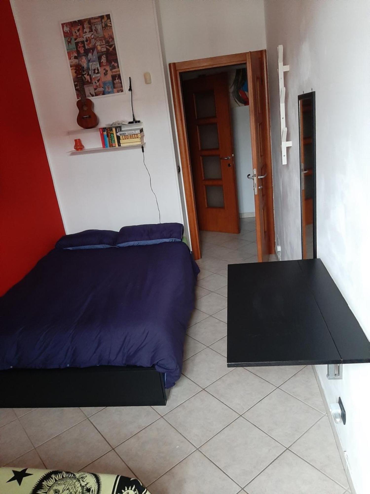 Cozy Room Stanza Close City Center In A Family House Stanza In Appartamento Condiviso Noi Viviamo In Casa Stanza In Affitto Torino Oda fotoğraf